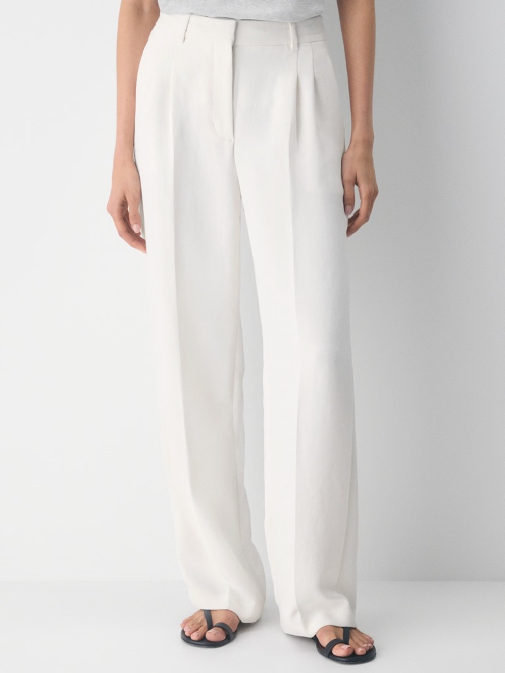 Aritzia effortless pants Wide-Leg High-Waist Trousers in Ivory